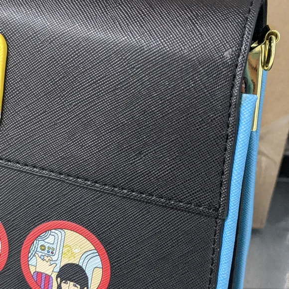 Loungefly Beatles "Yellow Submarine" Crossbody Bag - Picture 4 of 6
